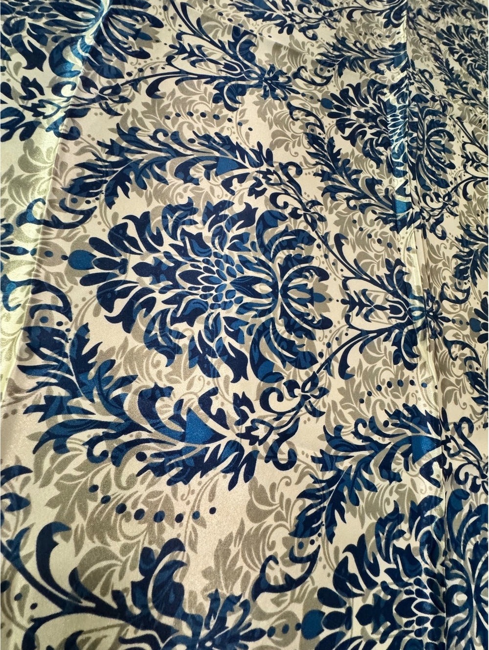 Blue and White Damask Patterned Scarf 303 - Picture 2 of 3